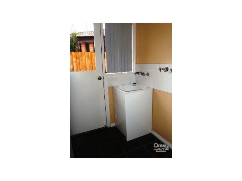 50 Wakenshaw Cres, Pakenham VIC 3810