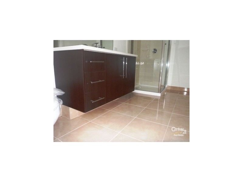 22 Kingsfield Cres, Lynbrook VIC 3975