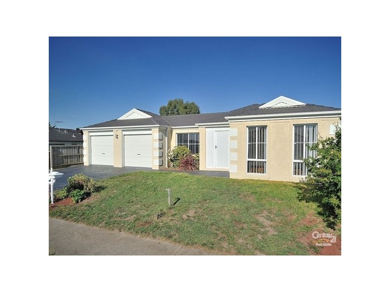 10 Hadley Cir, Narre Warren South VIC 3805