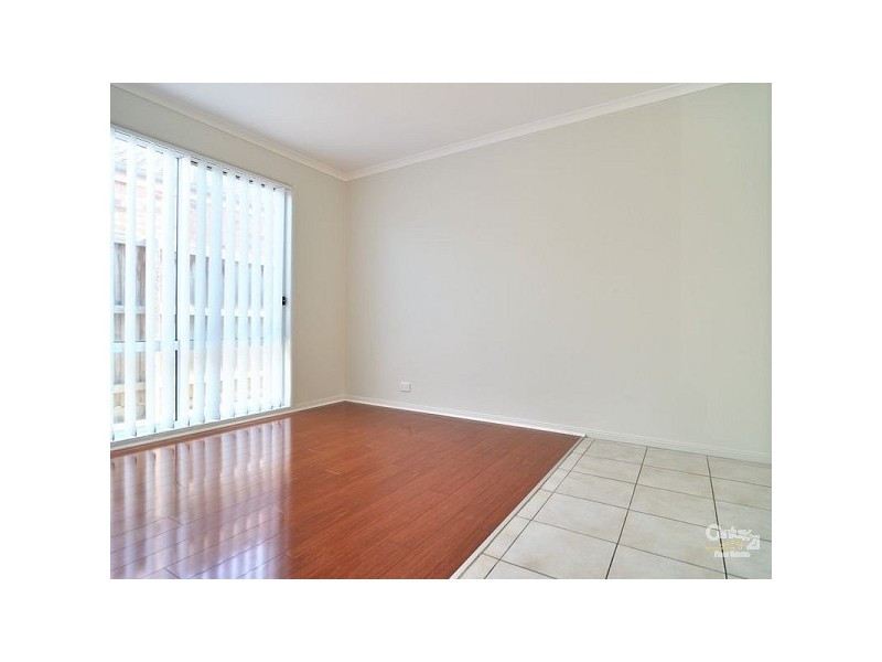 10 Hadley Cir, Narre Warren South VIC 3805