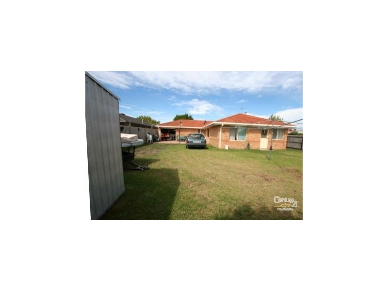 1 McCartney Drive, Narre Warren South VIC 3805