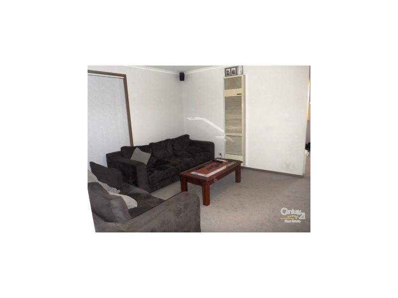 2/45 Somerville Road, Hampton Park VIC 3976