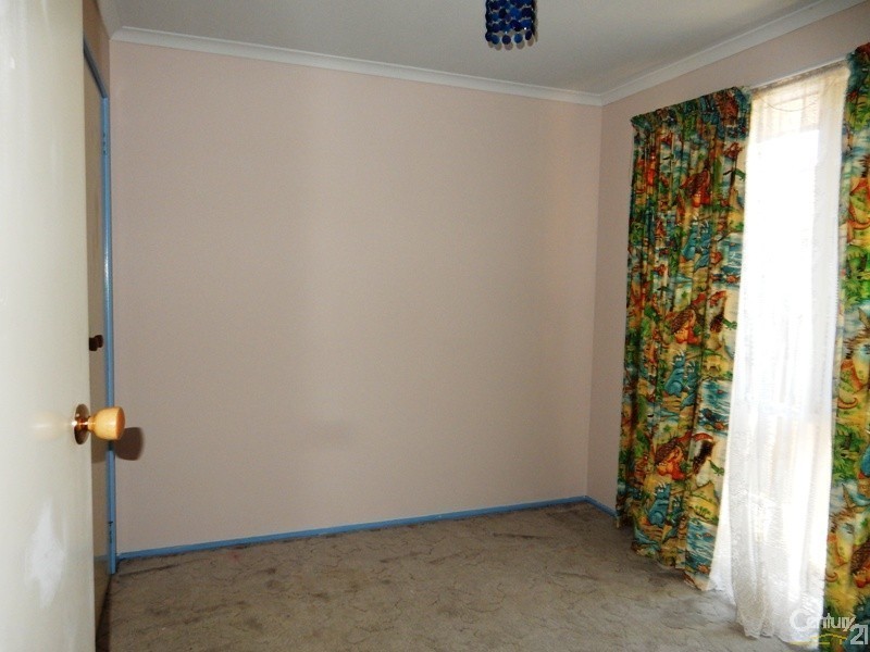 20 Joyce Street, Cranbourne VIC 3977