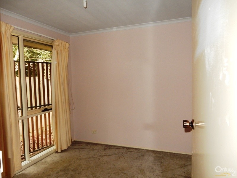 20 Joyce Street, Cranbourne VIC 3977