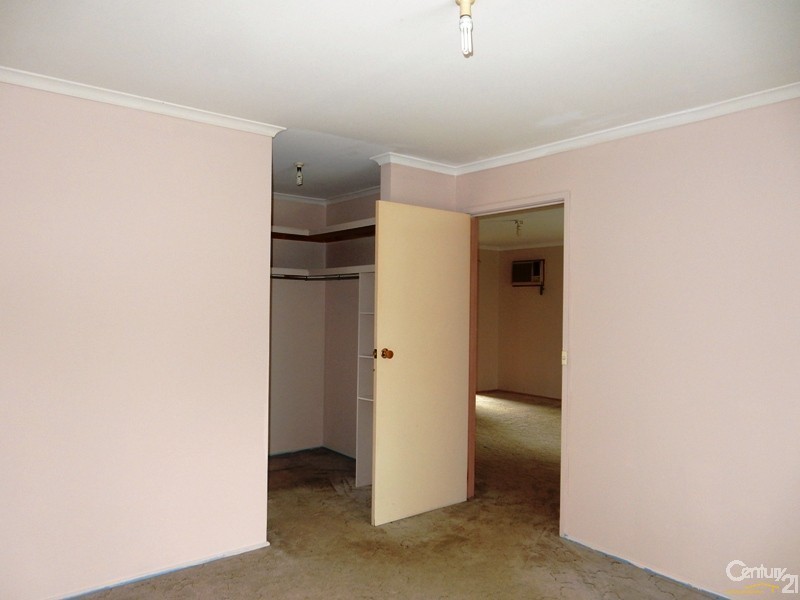 20 Joyce Street, Cranbourne VIC 3977