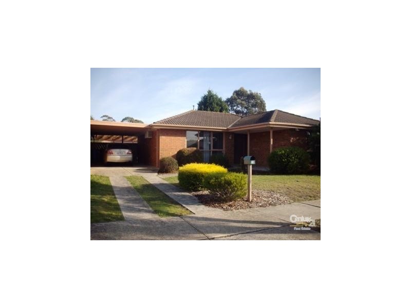 19 LEWISHAM CLOSE, Hampton Park VIC 3976