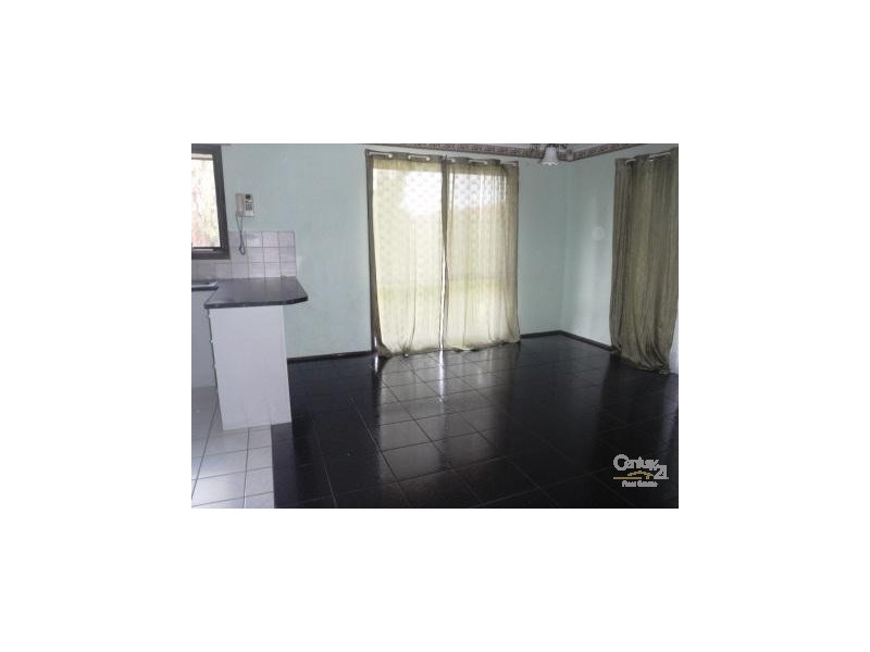 4 LINDA COURT, Hampton Park VIC 3976