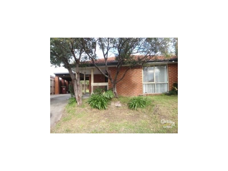 4 LINDA COURT, Hampton Park VIC 3976