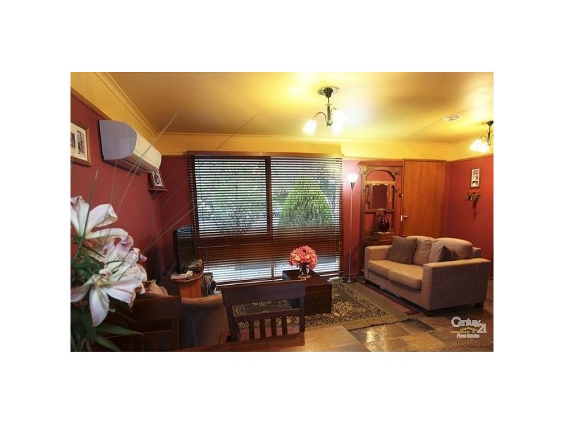 26 Osborn Grove, Pakenham VIC 3810