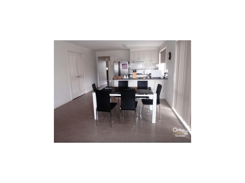 92 Ridgemont Drive, Berwick VIC 3806