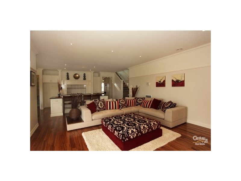 107 Linsell Boulevard, Cranbourne VIC 3977