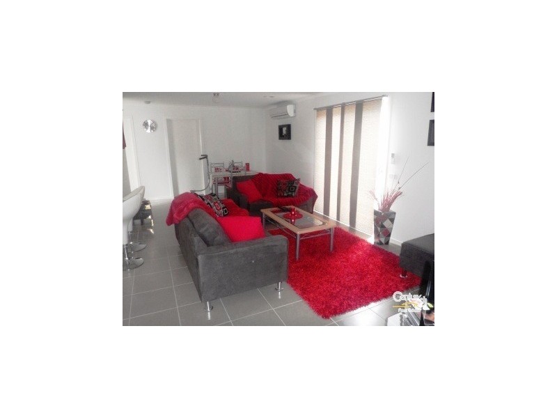 23 Calais Circuit, Cranbourne West VIC 3977