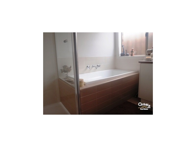 23 Calais Circuit, Cranbourne West VIC 3977