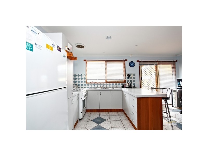 12 Emma Court, Hampton Park VIC 3976