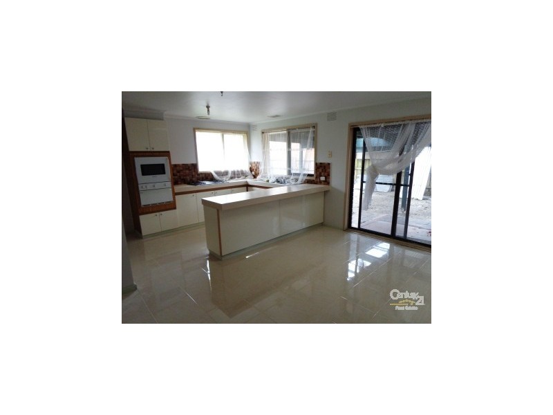 120 Fordholm Road, Hampton Park VIC 3976