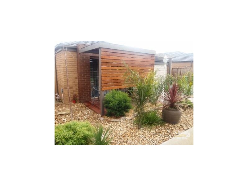 14 BENTLEY COURT, Pakenham VIC 3810