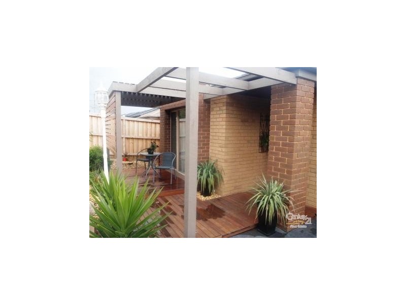 14 BENTLEY COURT, Pakenham VIC 3810