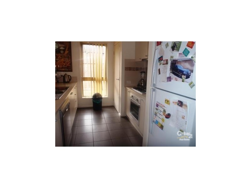 14 BENTLEY COURT, Pakenham VIC 3810