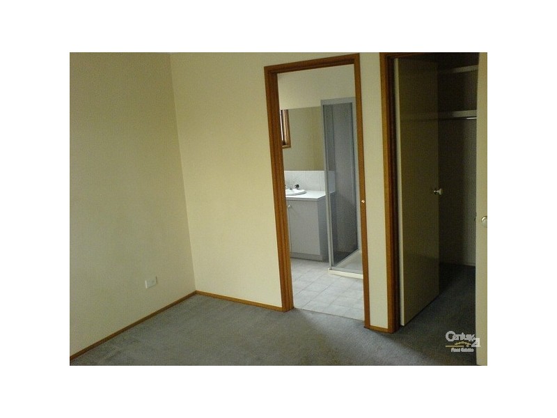 13 Jason Place, Hampton Park VIC 3976