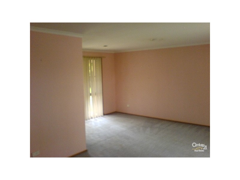 13 Jason Place, Hampton Park VIC 3976