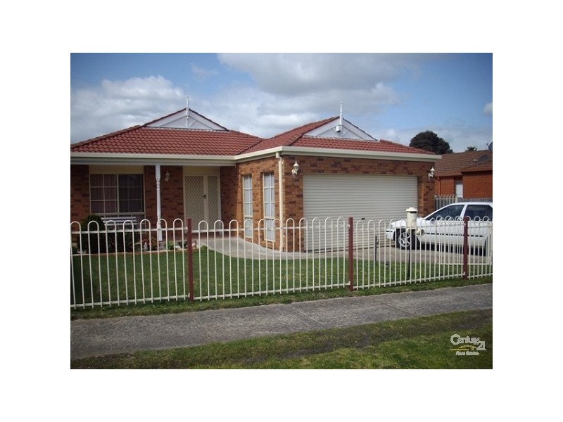 12 Pinnacle Way, Hampton Park VIC 3976