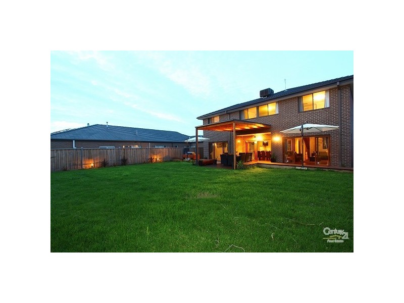 72 Bluemist Circuit, Lyndhurst VIC 3975