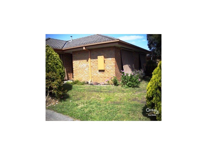 5 Macquaire Court, Cranbourne North VIC 3977