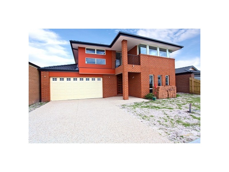 5 Meduno Drive, Hampton Park VIC 3976