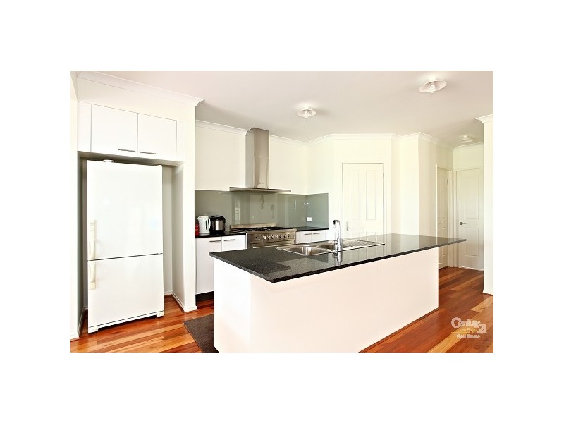 5 Meduno Drive, Hampton Park VIC 3976