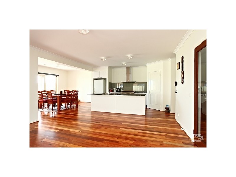 5 Meduno Drive, Hampton Park VIC 3976