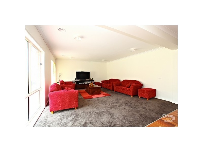 5 Meduno Drive, Hampton Park VIC 3976
