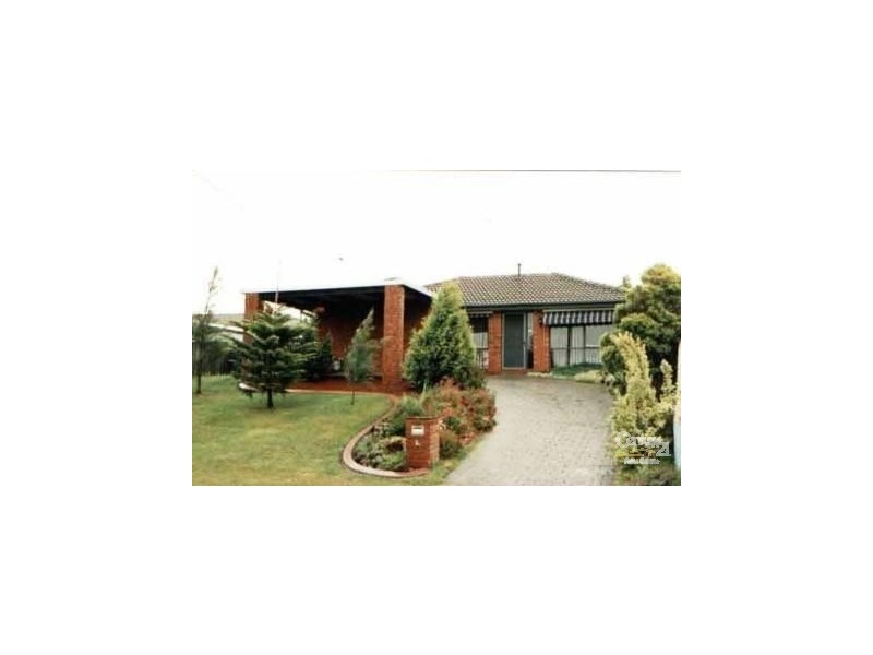 44 Michelle Drive, Hampton Park VIC 3976