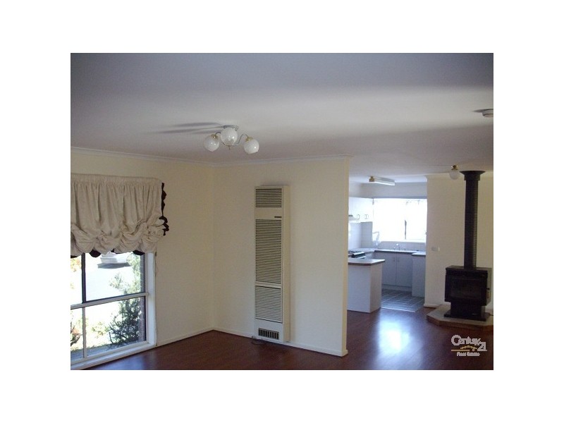 2/50 Willow Drive, Hampton Park VIC 3976