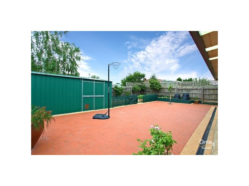31 Amber Drive, Hampton Park VIC 3976