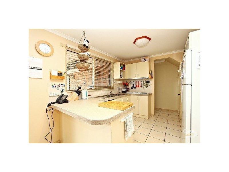 31 Amber Drive, Hampton Park VIC 3976