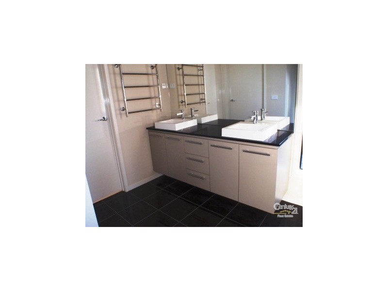 31 Mermaid Grove, Lyndhurst VIC 3975