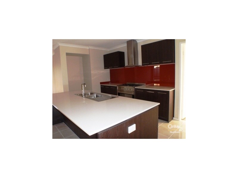 31 Mermaid Grove, Lyndhurst VIC 3975