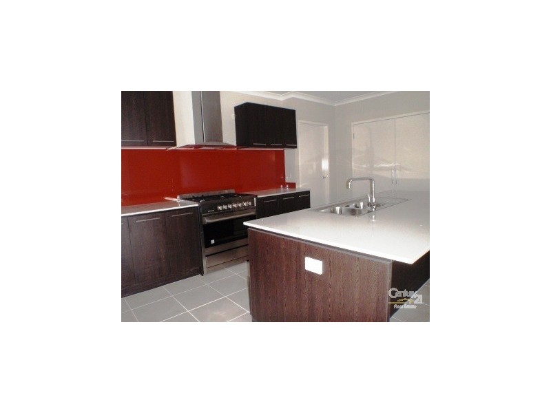 31 Mermaid Grove, Lyndhurst VIC 3975