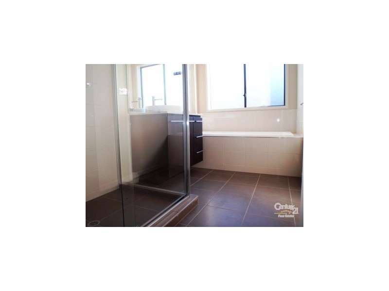 31 Mermaid Grove, Lyndhurst VIC 3975