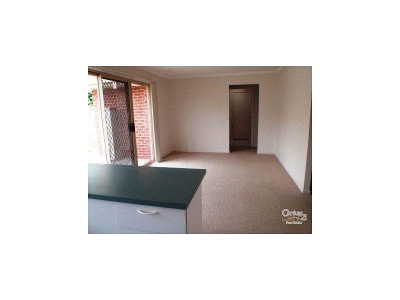 6 Amber Drive, Hampton Park VIC 3976