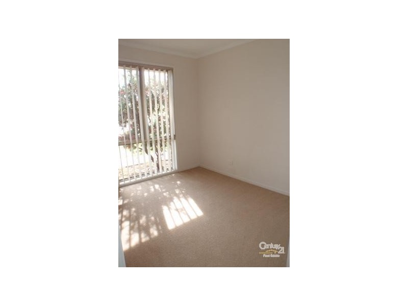 6 Amber Drive, Hampton Park VIC 3976