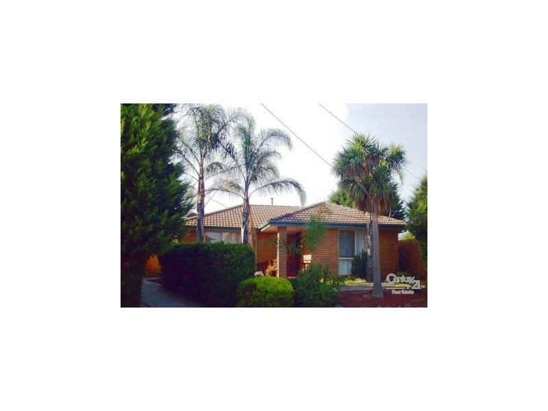 25 SIMON COURT, Hampton Park VIC 3976