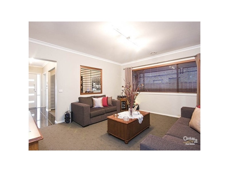 24 Island Circuit, Lyndhurst VIC 3975