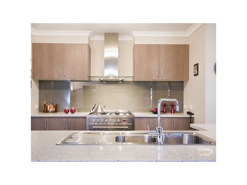 24 Island Circuit, Lyndhurst VIC 3975