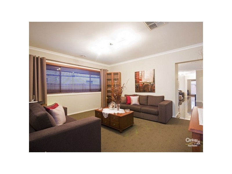 24 Island Circuit, Lyndhurst VIC 3975