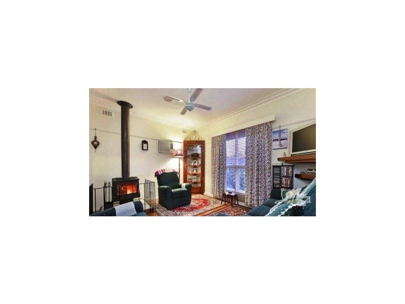 1 Thomas Street, Pakenham VIC 3810