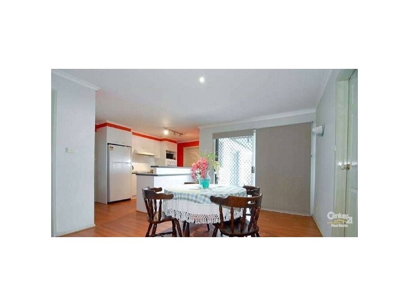 16 Branton Drive, Hampton Park VIC 3976