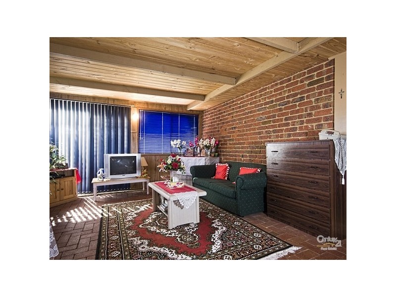 7 Marnie Drive, Cranbourne West VIC 3977