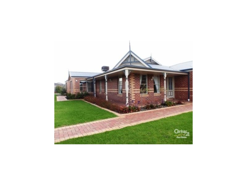 12 Mallett Grove, Lyndhurst VIC 3975