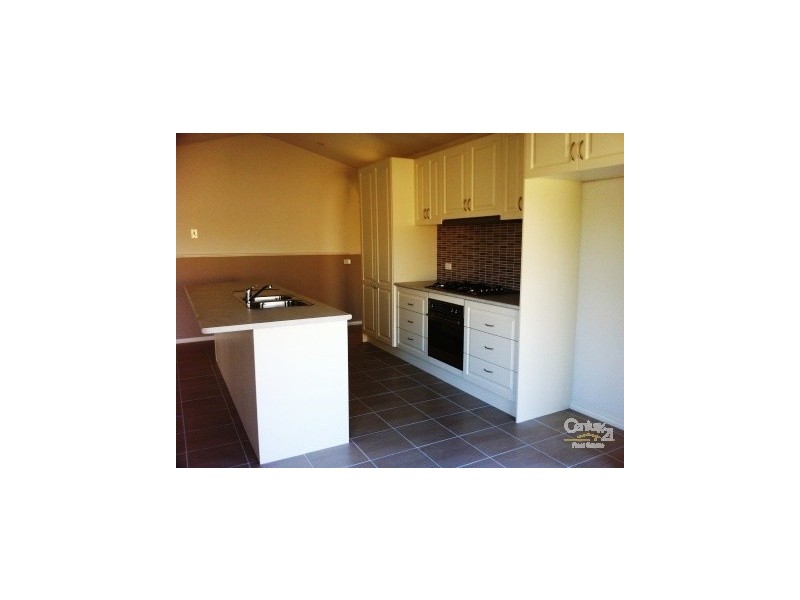 12 Mallett Grove, Lyndhurst VIC 3975